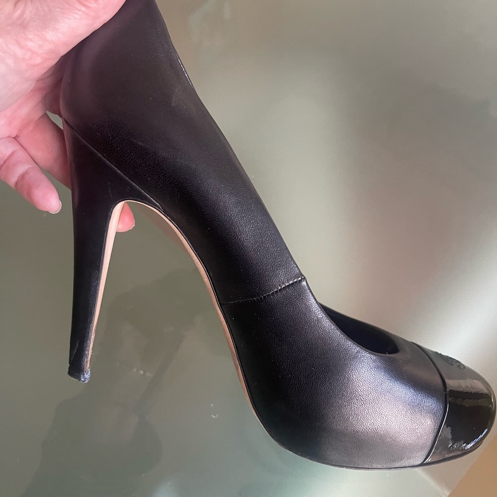 Chanel interlocking logo pumps - Picture 5 of 15